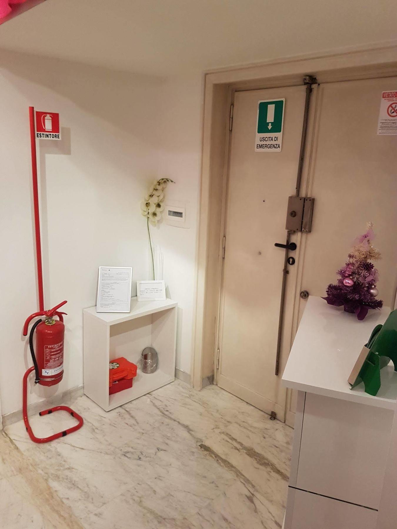 Chain Vatican Suites Рим Екстериор снимка