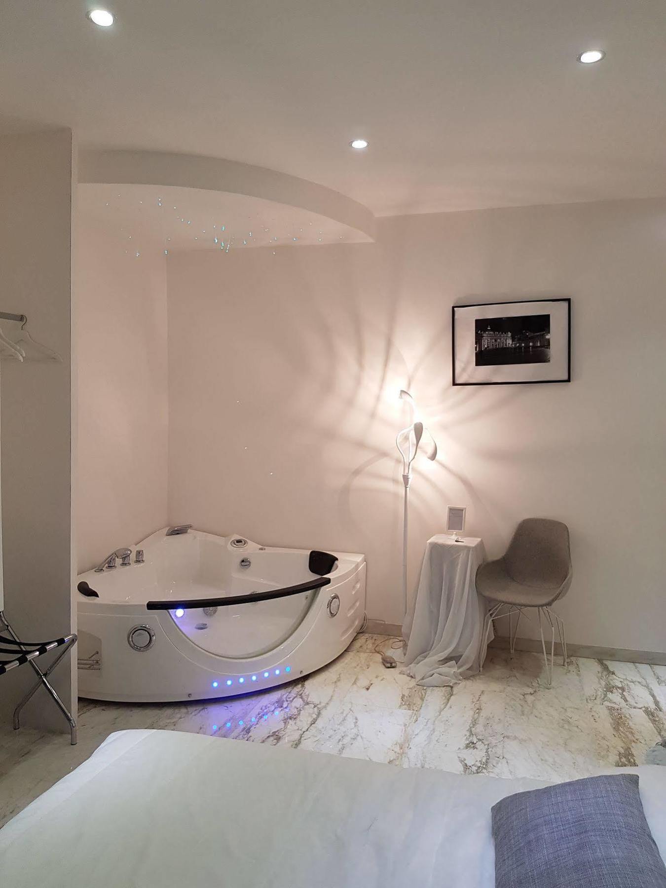 Chain Vatican Suites Рим Екстериор снимка